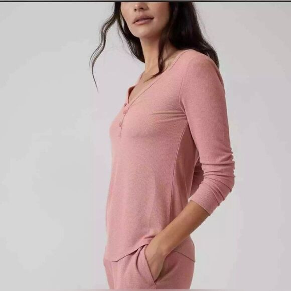 Athleta Wind Down Long Sleeve V-Neck Sleep Top Size Large Pink Retail $49 - Picture 3 of 9